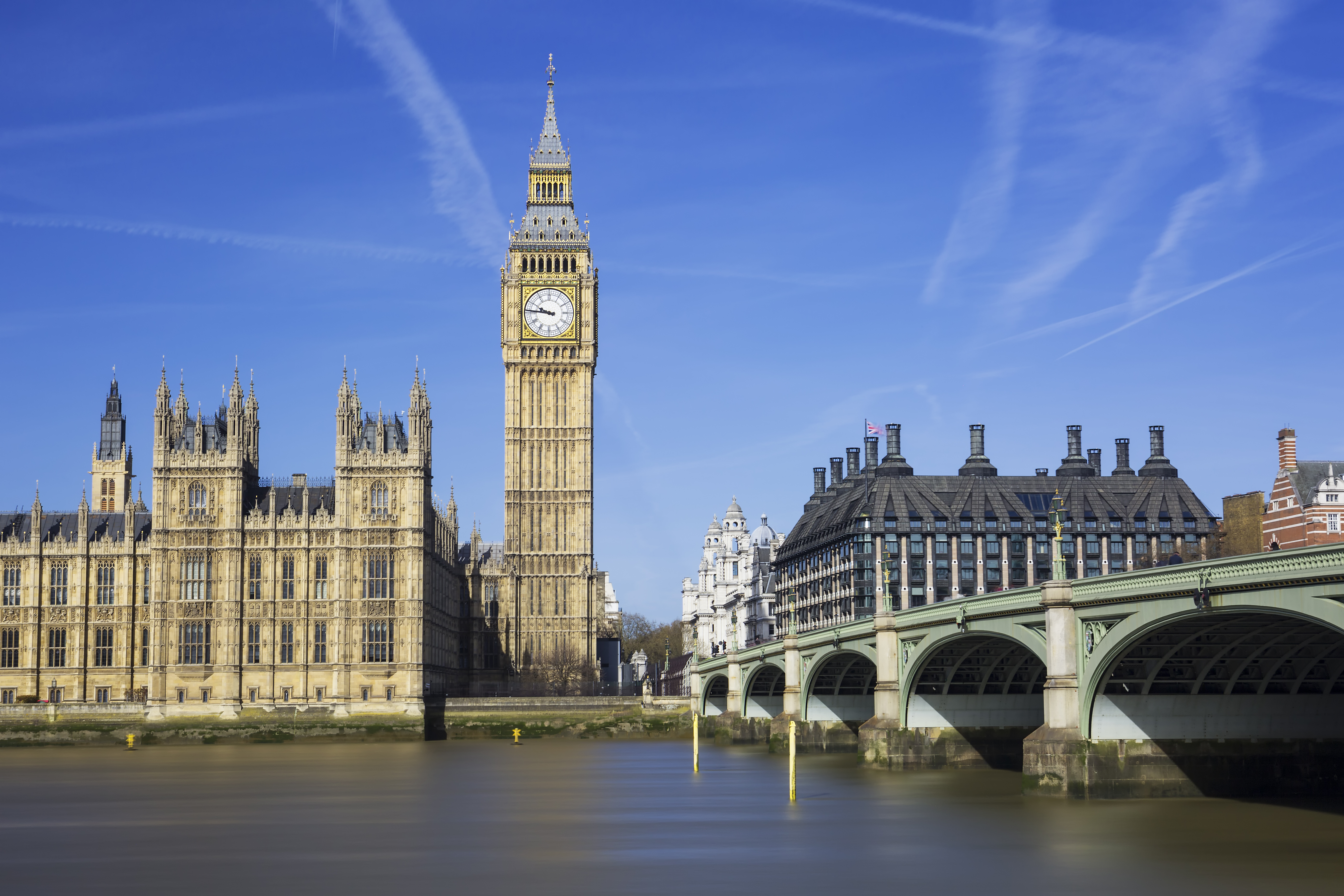 İstanbul Londra Uçak Bileti